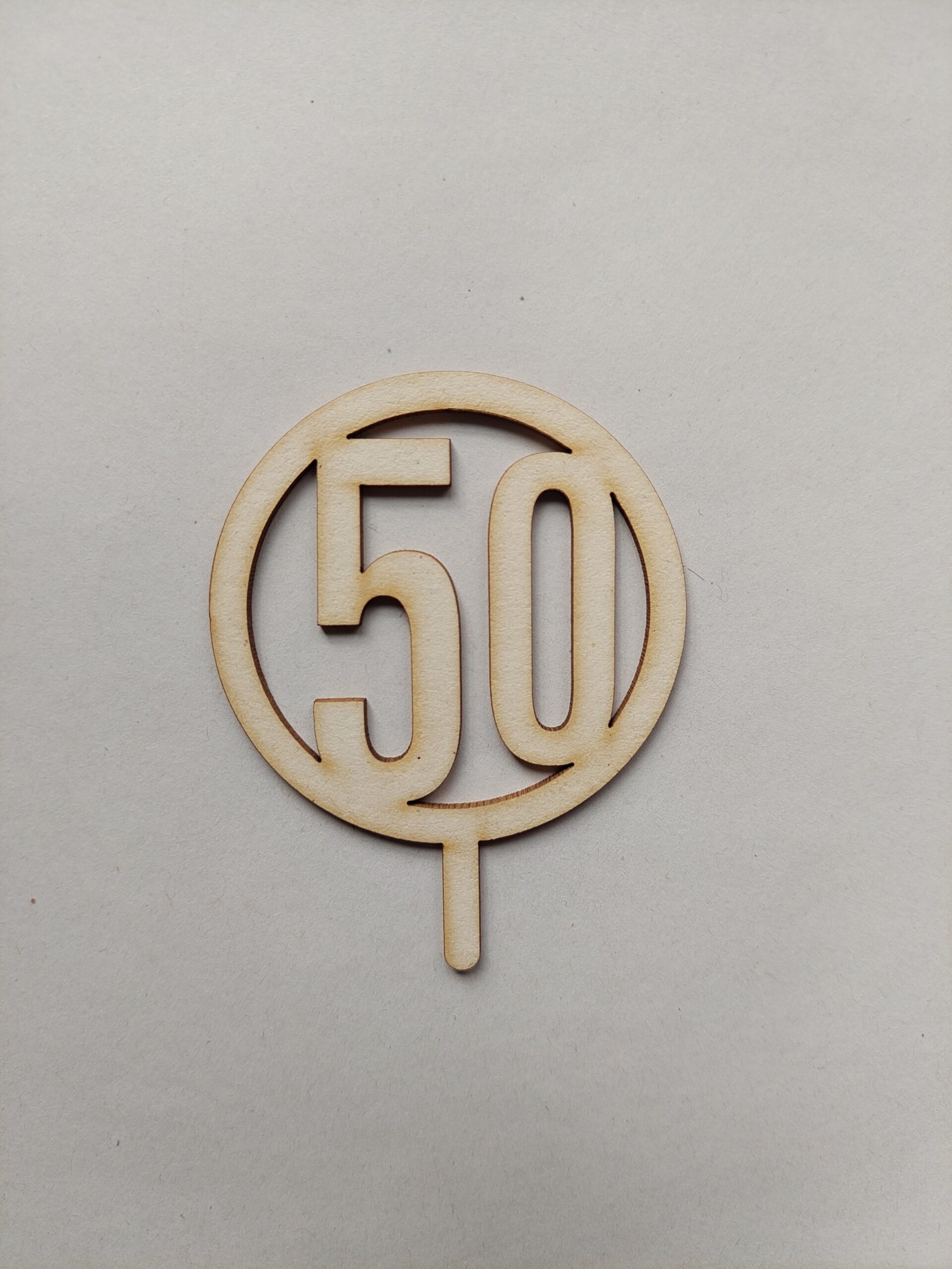 Egyedi Számos Tortabeszúró